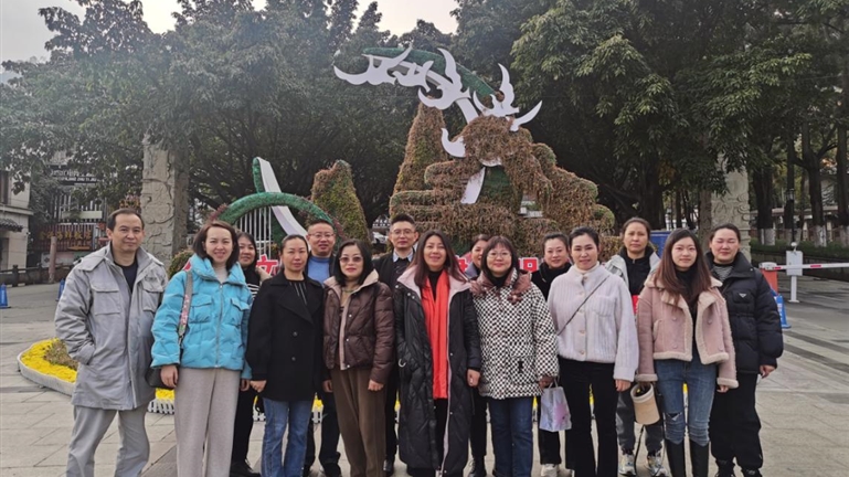 脈脈溫情暖人心 凝聚心力樂同行——大橋水電公司黨群監(jiān)察工會(huì)小組到?jīng)錾揭妥迮`社會(huì)博物館開展第四季度工會(huì)小組活動(dòng)