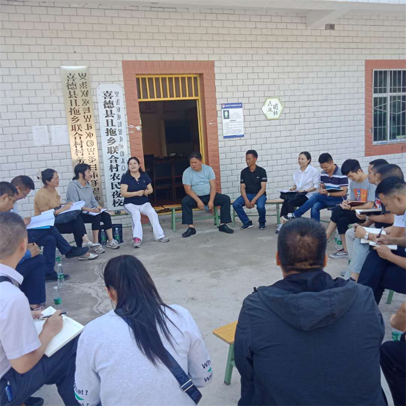 州政府副州長楊卉督導聯(lián)合村
