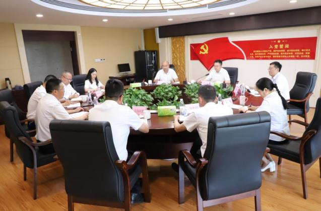 州委常委、鹽源縣委書記、州國資委黨委書記尹江濤一行到?jīng)錾焦ね墩{(diào)研指導(dǎo)工作