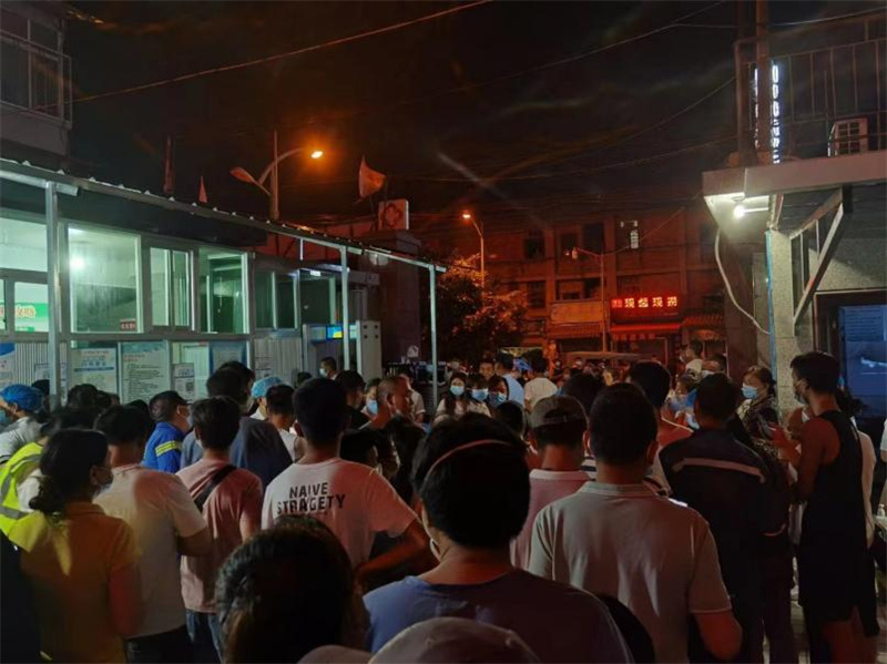 瀘沽鐵礦職工醫(yī)院疫情防控的一天