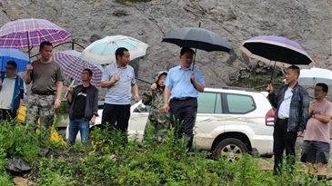 四川省防汛抗旱指揮部檢查督導組到益門煤業(yè)公司 督導檢查防汛工作