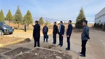 涼山工投集團專職外部董事及綠州公司專職外部董事赴鹽源縣考察調(diào)研